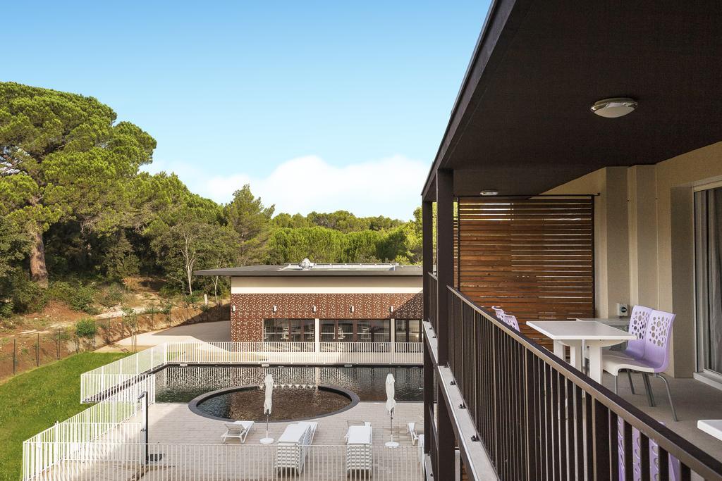 Residhotel Residence Pont Du Gard Remoulins Εξωτερικό φωτογραφία