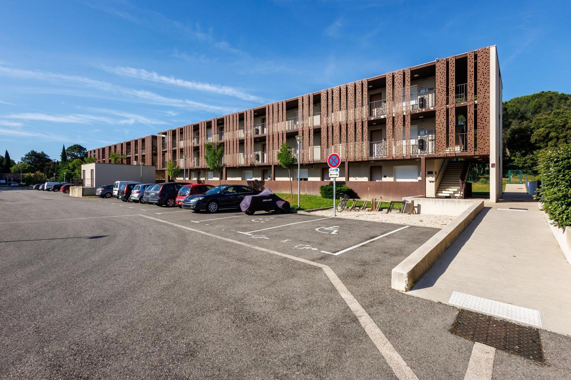 Residhotel Residence Pont Du Gard Remoulins Εξωτερικό φωτογραφία
