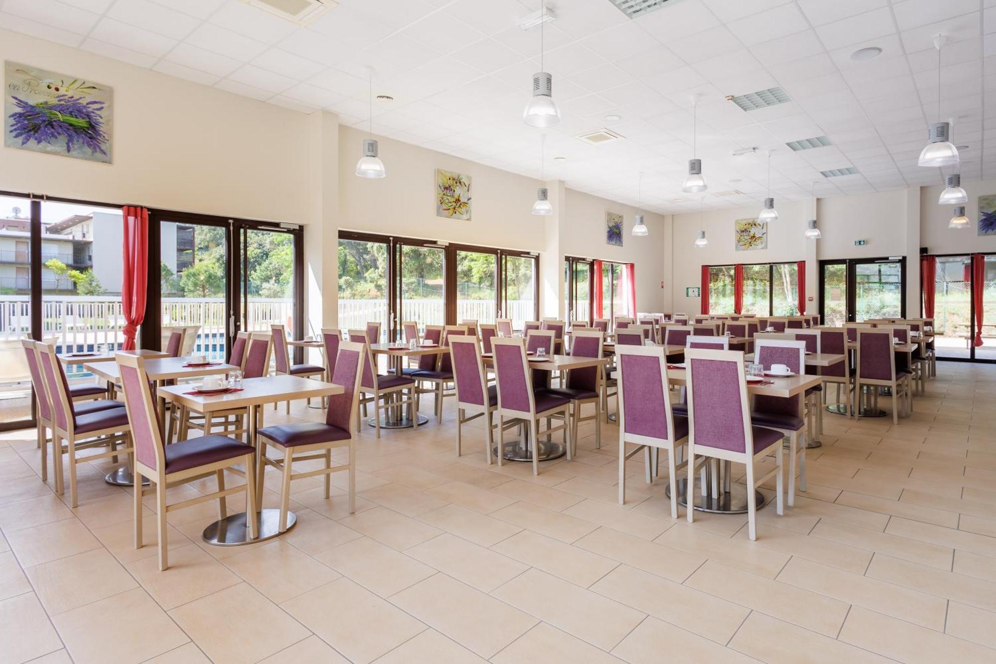 Residhotel Residence Pont Du Gard Remoulins Εξωτερικό φωτογραφία