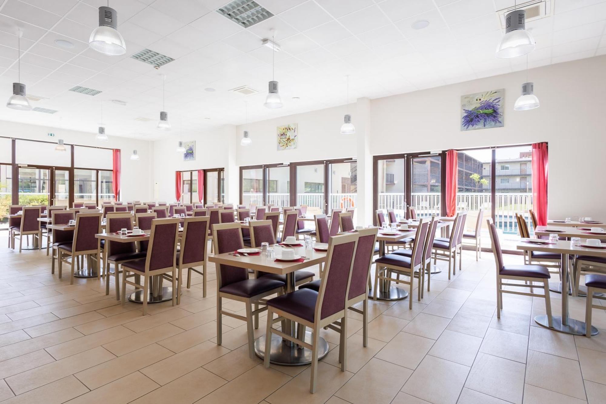 Residhotel Residence Pont Du Gard Remoulins Εξωτερικό φωτογραφία