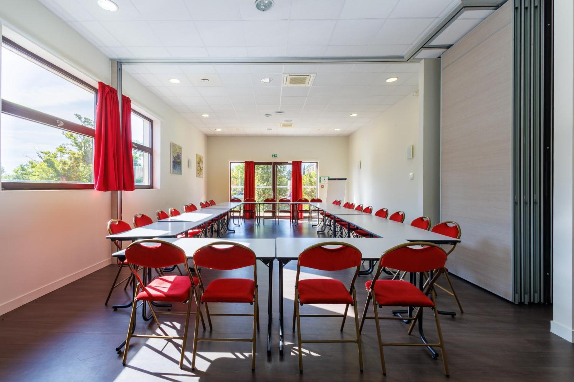Residhotel Residence Pont Du Gard Remoulins Εξωτερικό φωτογραφία